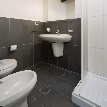 Daire Locazione Turistica Rosburgo-10 *